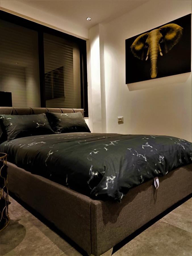 Luxury Aparment 5 Room 2 Minutes From The Beach 巴特亚姆 外观 照片
