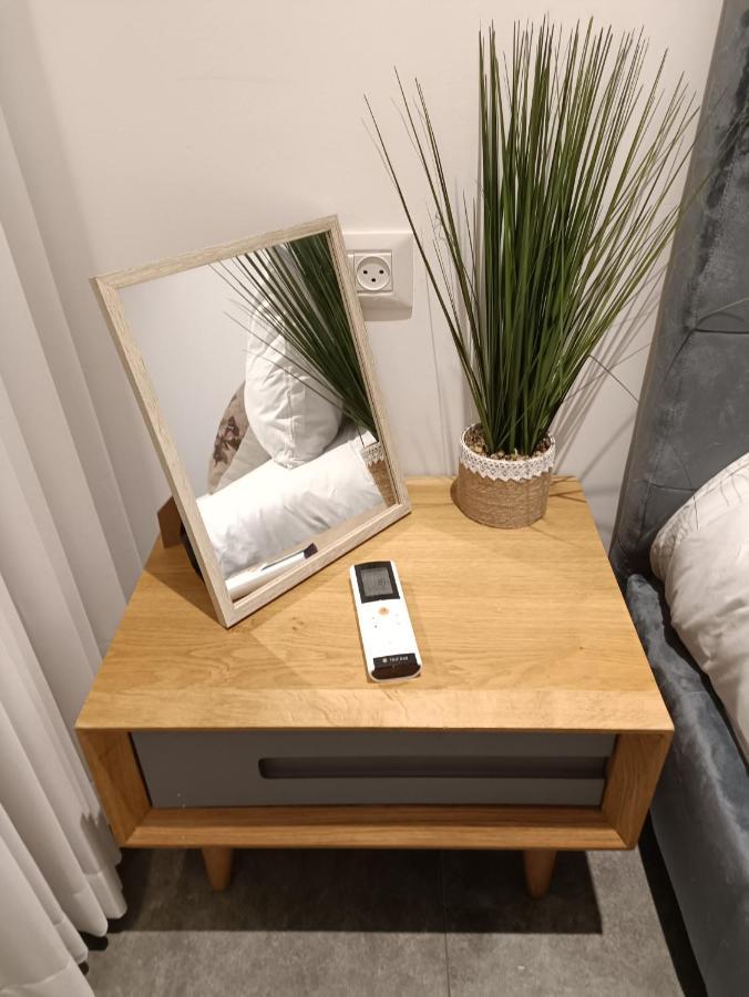 Luxury Aparment 5 Room 2 Minutes From The Beach 巴特亚姆 外观 照片