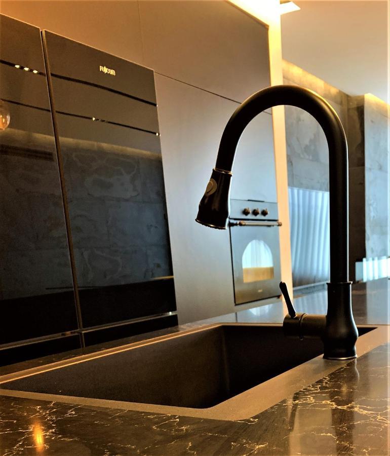 Luxury Aparment 5 Room 2 Minutes From The Beach 巴特亚姆 外观 照片